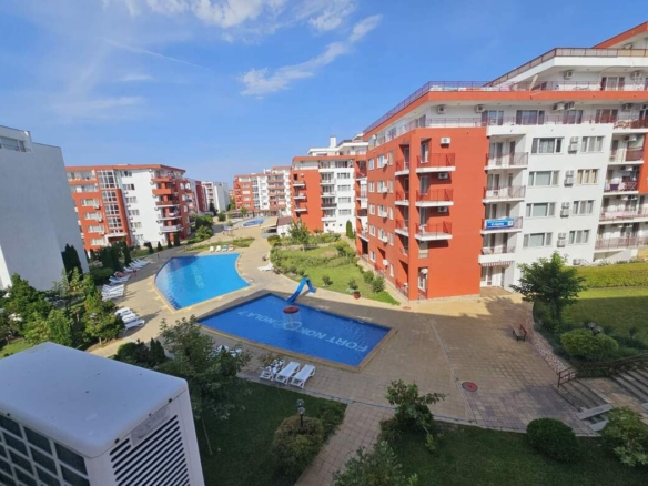 Квартира студия  на 1-ой линии моря, Panorama Fort Noks, Святой Влас