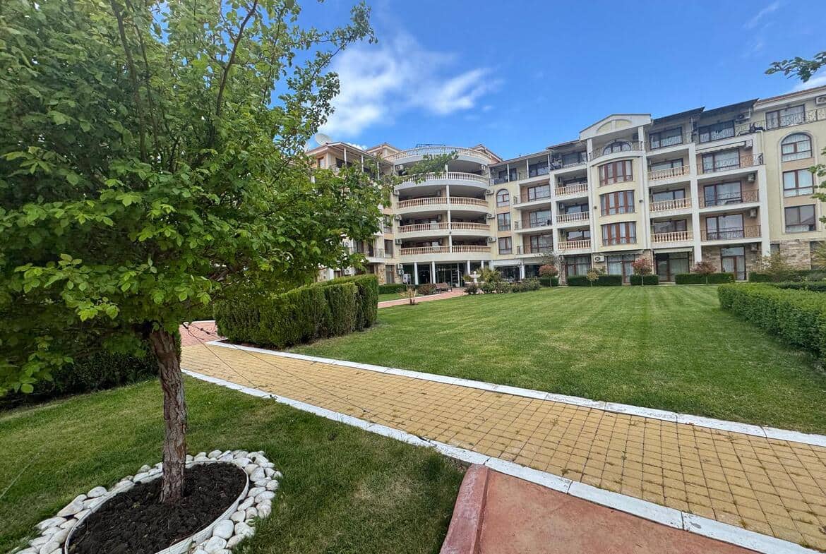 Уютная студия с видом на море, комплекс закрытого типа, Святой Влас, Royal Bay