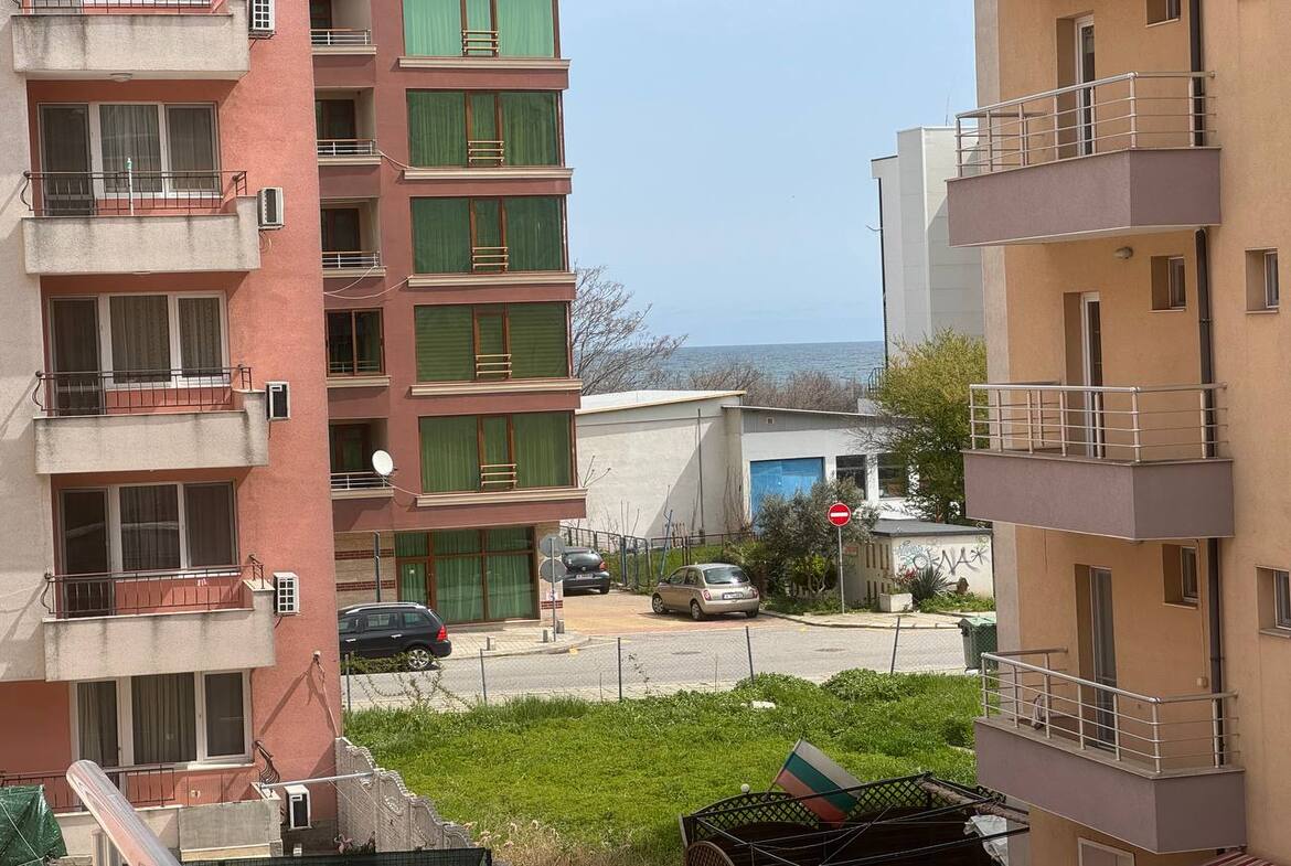 2-х комнатный апартамент 1+1, в комплексе у моря Marina Beach , Поморие