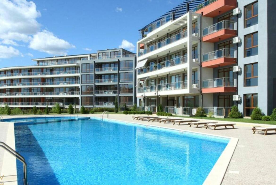 2-х комнатная квартира  1+1, Святой Влас жк Sun Wave