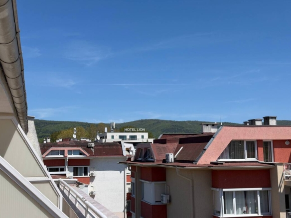 Квартира студия в топовой локации, Солнечный Берег, комплекс  Sunny Fort