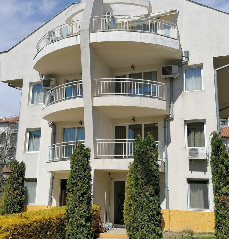 2-х комнатный апартамент в Святом Власе, Villa South комплекс с бассейном