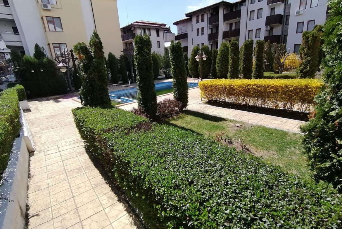 2-х комнатный апартамент в Святом Власе, Villa South комплекс с бассейном