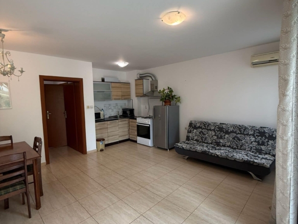 2-х комнатный апартамент в Святом Власе, Villa South комплекс с бассейном