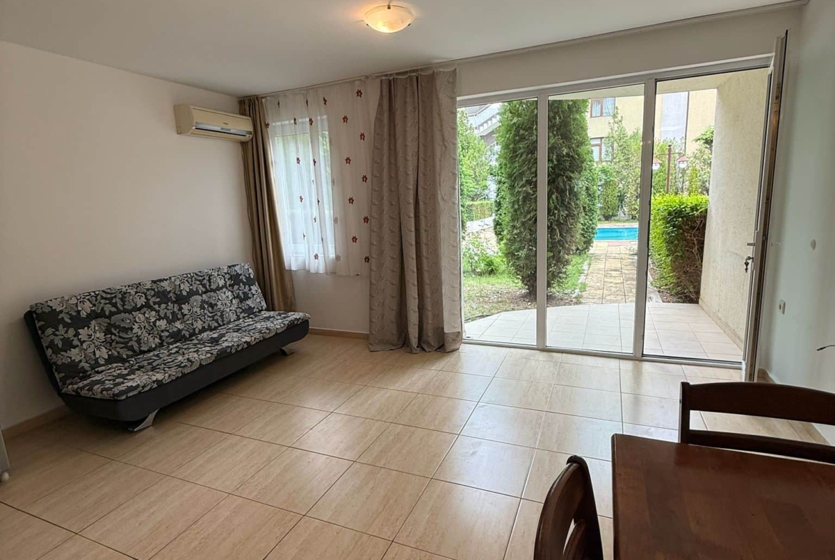 2-х комнатный апартамент в Святом Власе, Villa South комплекс с бассейном