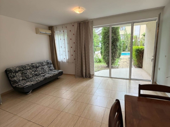 2-х комнатный апартамент в Святом Власе, Villa South комплекс с бассейном