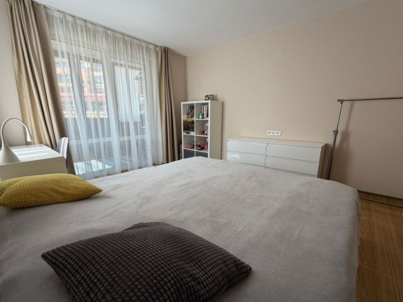 3-х комнатный апартамент 2+1, с новым ремонтом + парко место, Святой Влас Sky Dreams