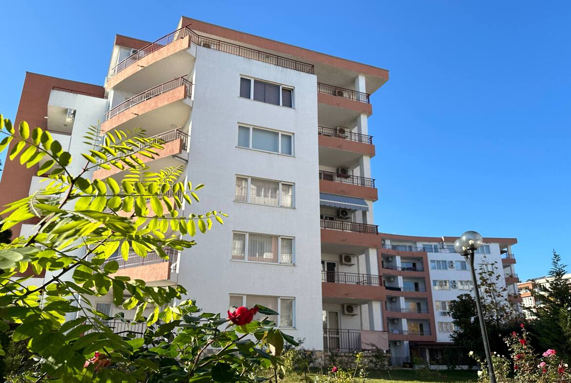 3-х комнатная квартира на 1 линия моря, комплекс Riviera Fort Beach, Равда