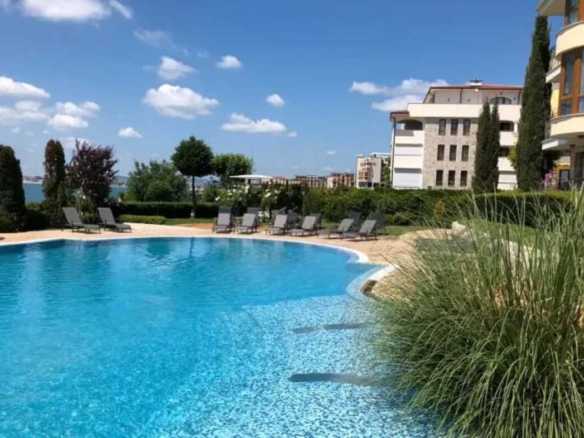 Апартамент 1+1, Первая линия моря, SPA комплекс Royal Bay 1,  Святой Влас