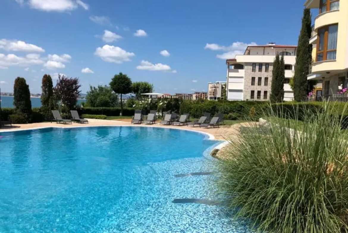 Апартамент 1+1, Первая линия моря, SPA комплекс Royal Bay 1,  Святой Влас