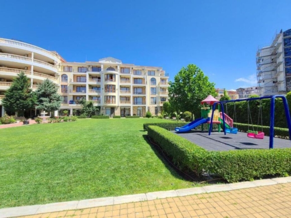1+1, апартамент с 1-ой спальней,  комплекс Royal Bay 2 , Святой Влас