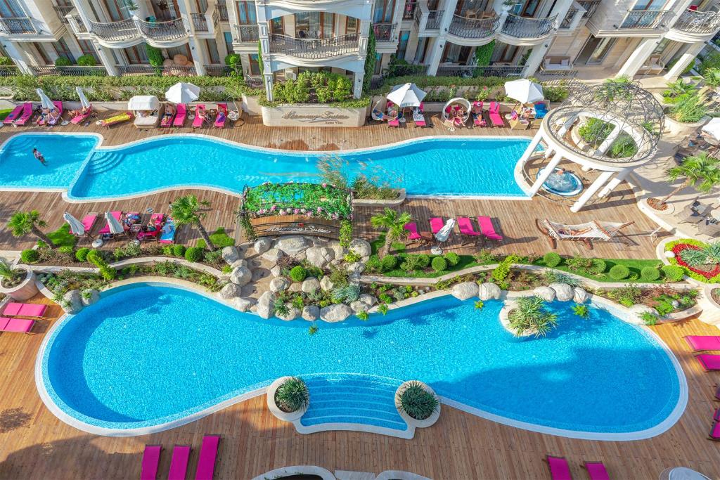 3-х комнатный апартамент -2 спальни, Святой Влас, Премиум Комплекс Harmony Suits 20