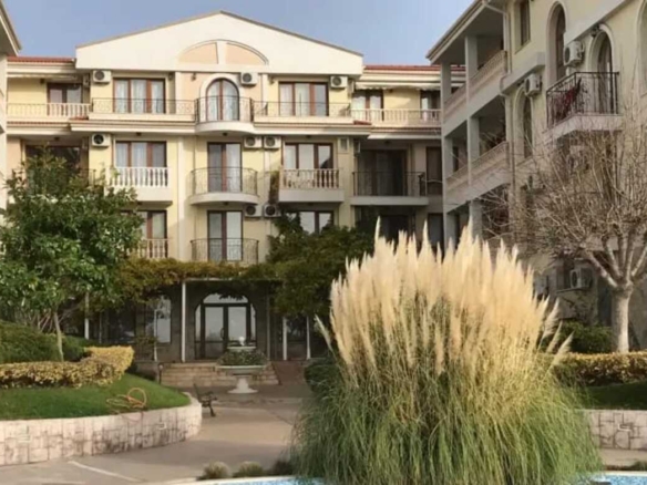 Апартамент 1+1, Первая линия моря, SPA комплекс Royal Bay 1,  Святой Влас