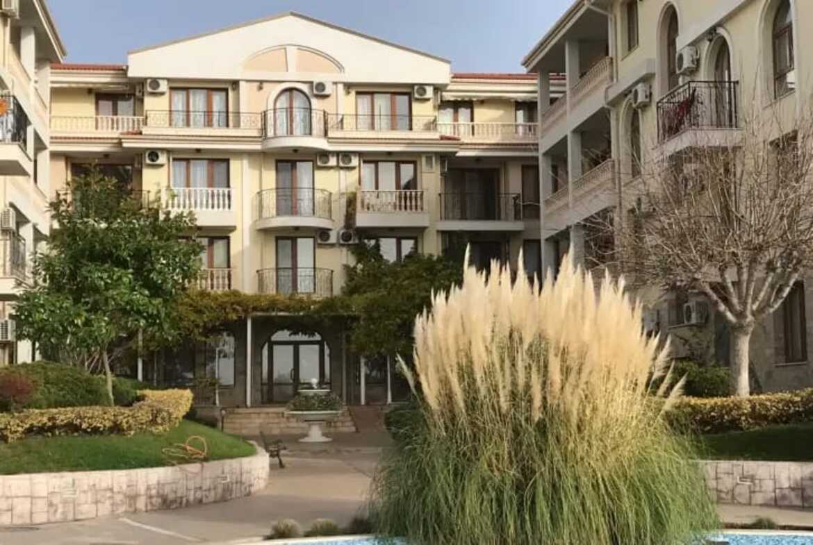 Апартамент 1+1, Первая линия моря, SPA комплекс Royal Bay 1,  Святой Влас