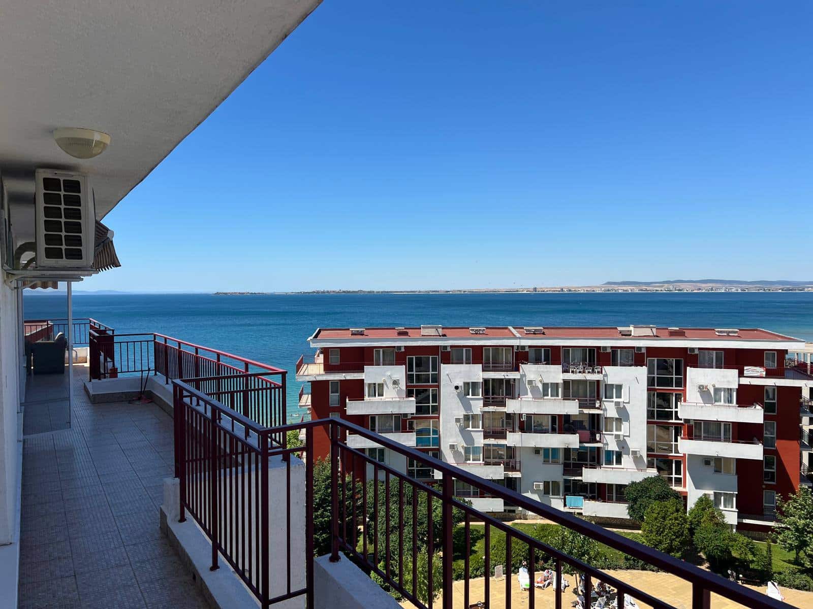 Ultra Sea View апартамент 1+3, Первая линия моря, Fort Noks Marina, Святой Влас