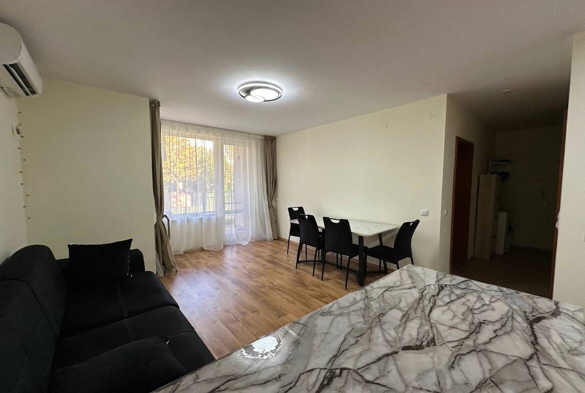 Двухкомнатная квартира 1+1, комплекс Nessebar Fort Club, Солнечный Берег