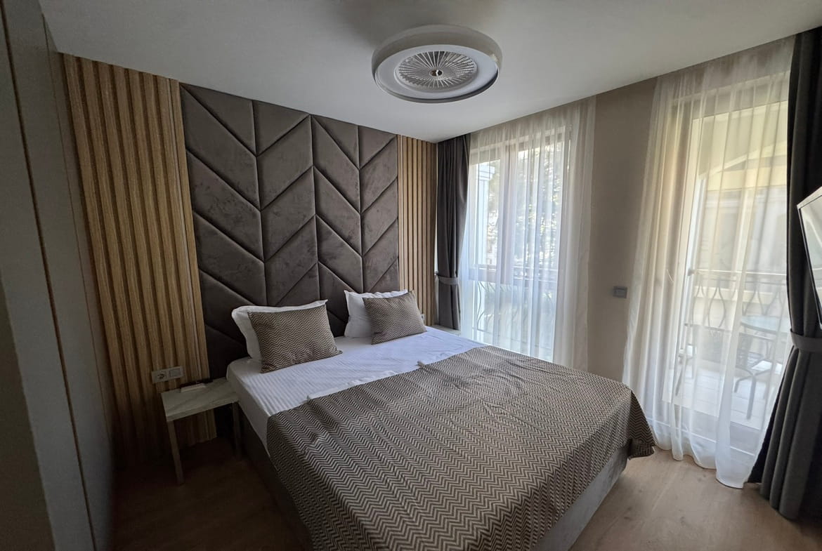 Премиум апартамент 1+1, с одной спальней, комплекс Harmony Suites Premium , Солнечный берег
