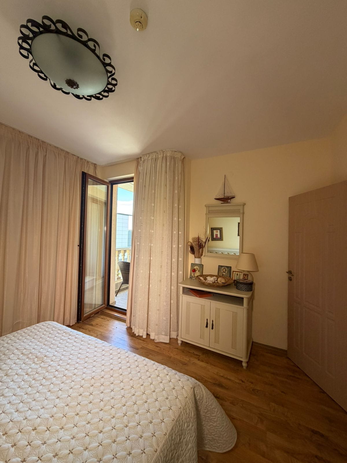 Апартамент 1+1, Первая линия моря, SPA комплекс Royal Bay 1,  Святой Влас
