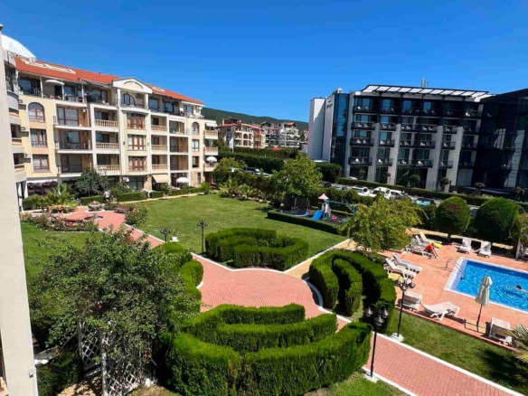 1+1, апартамент с 1-ой спальней,  комплекс Royal Bay 2 , Святой Влас