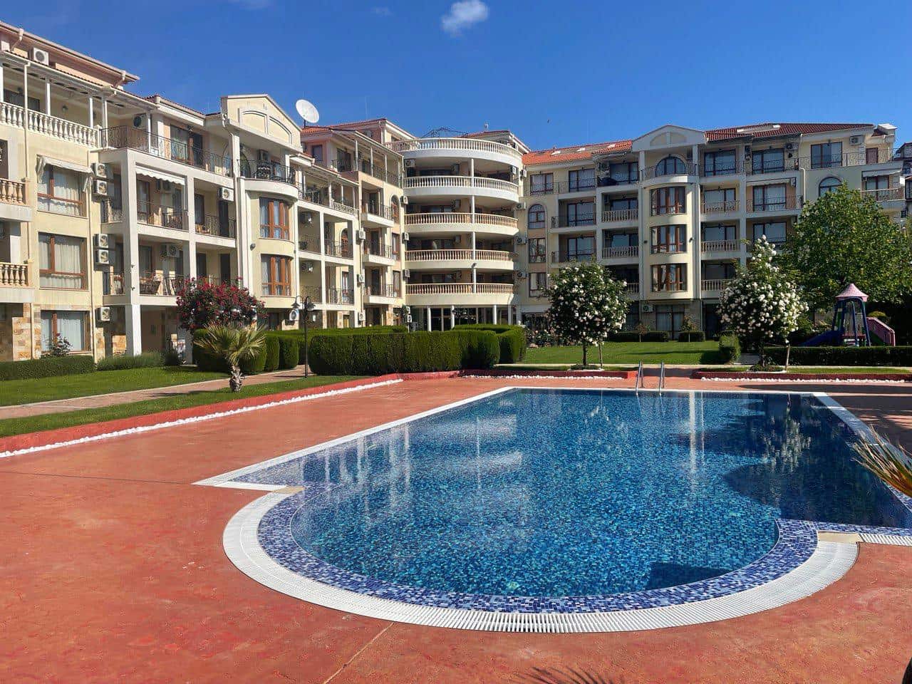 Апартамент студия, комплекс закрытого типа, Святой Влас, Royal Bay 2