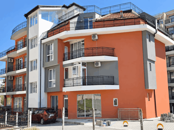 Апартамент 1+1, в доме без таксы поддержки, Святой Влас – Villa Venezia