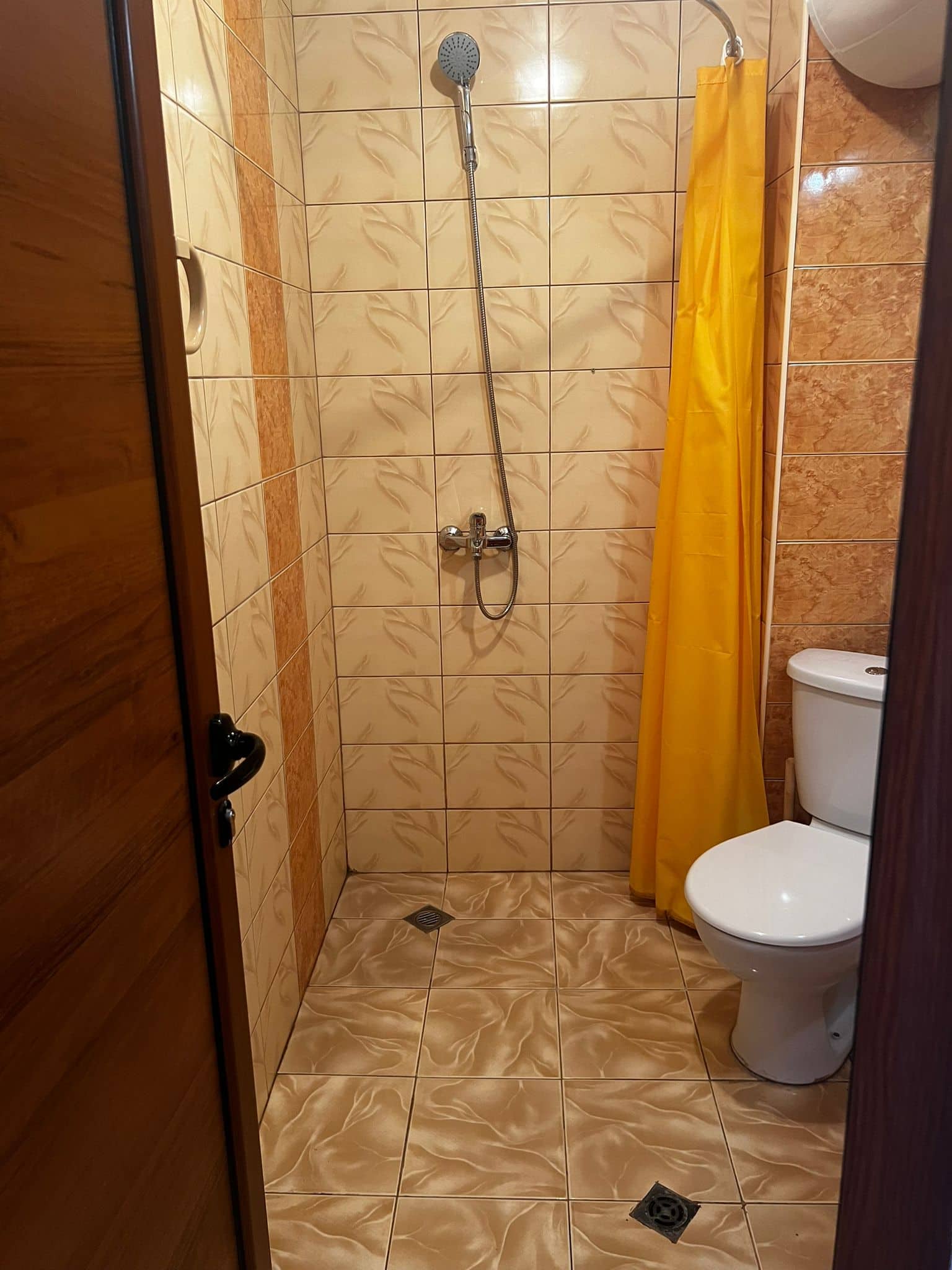 Изображение от WhatsApp на 2025-07-31 в 20.19.04_8bb1118f-min