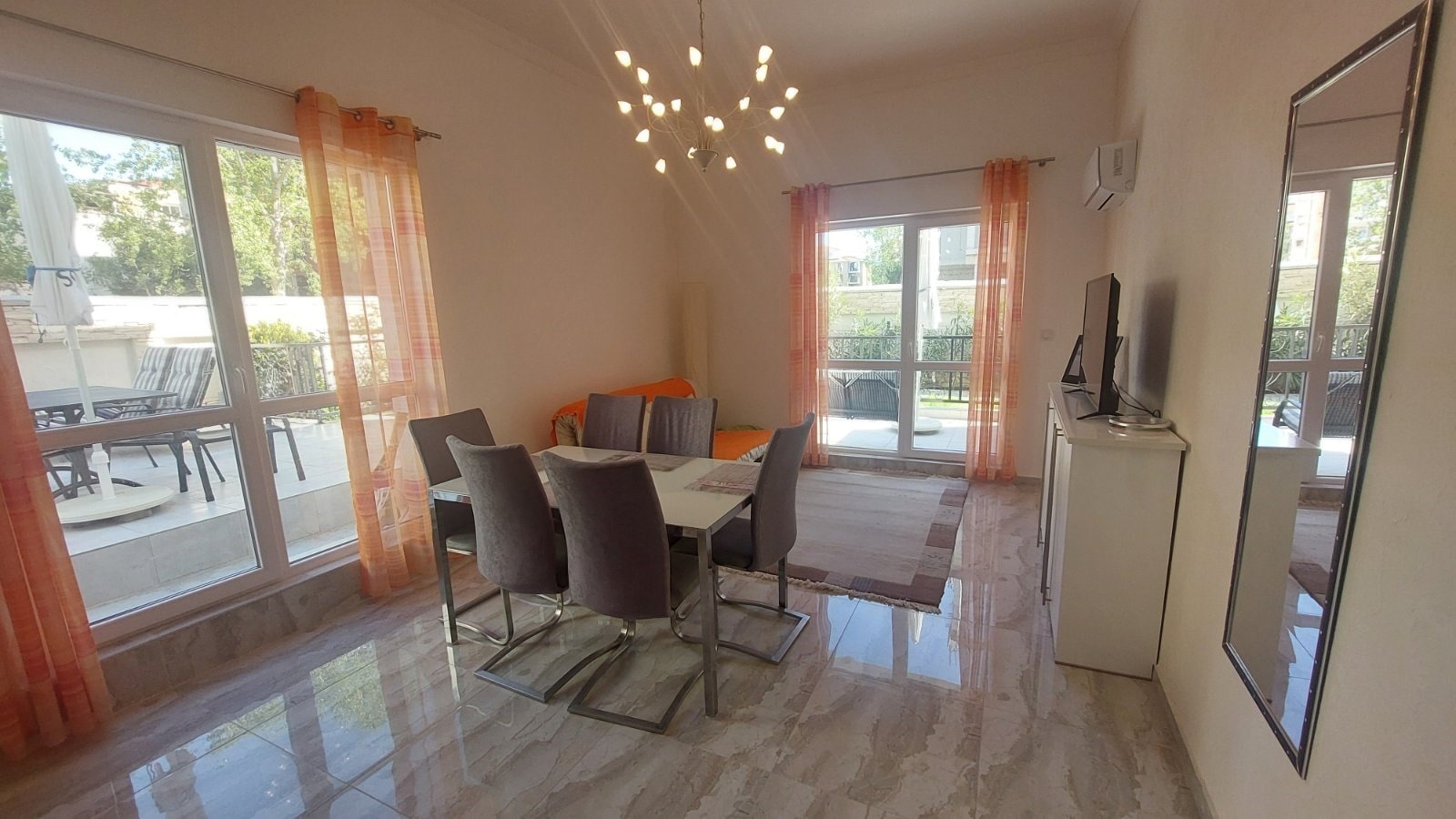 237b8b49-6863-4ca4-aa6e-8c72bdd83f4c-min