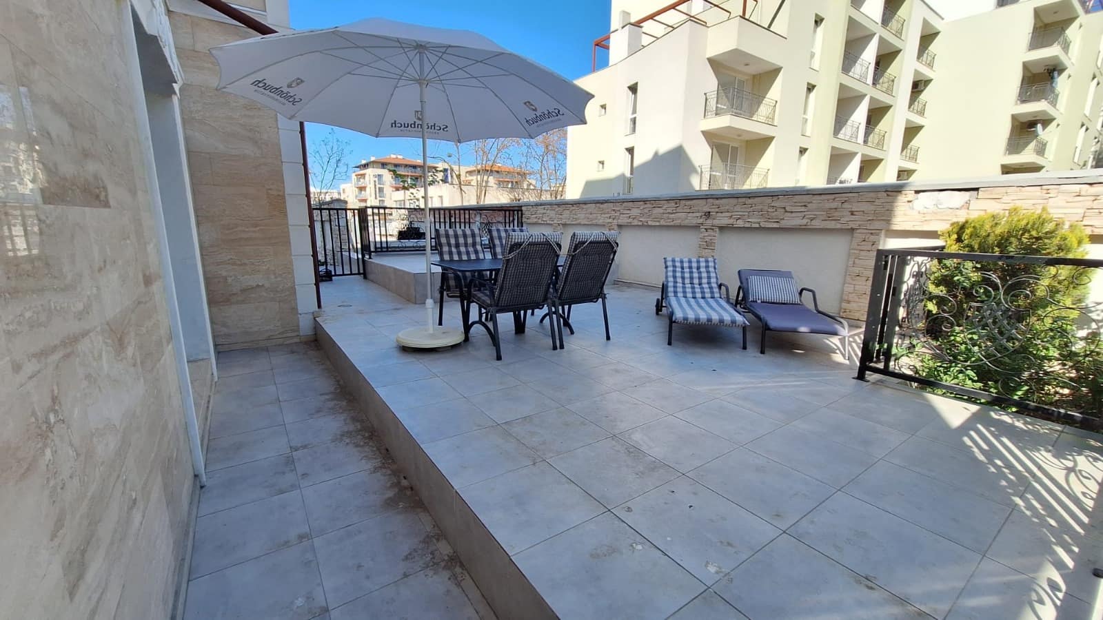 37855f0d-f755-4252-b3a1-89ea7b1c58d3-min