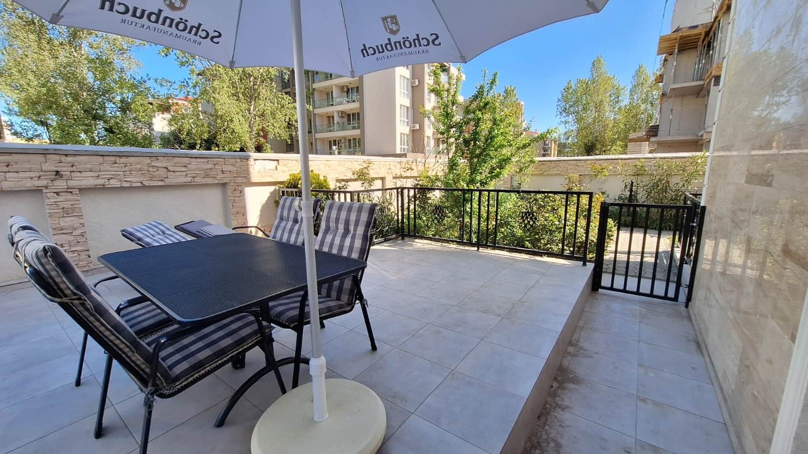 55882733-15b3-43ea-8f11-e48c66661188-min