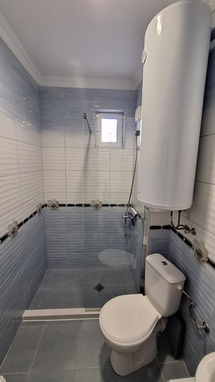 c92db5a0-0af9-4e56-b4f9-278af46d4d01-min