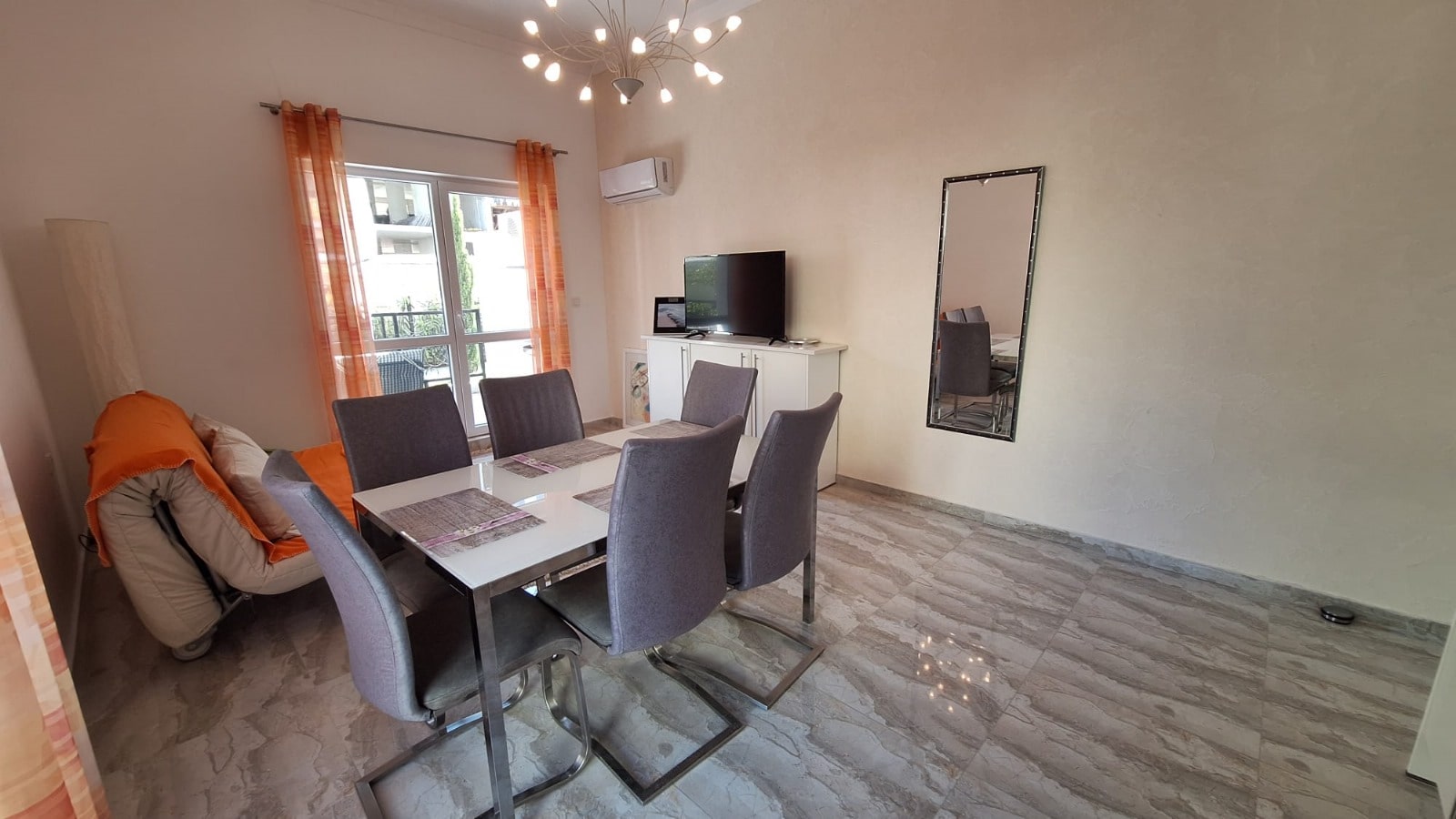 eba5a0b8-54b1-433f-a9e4-da8502b7baf6-min