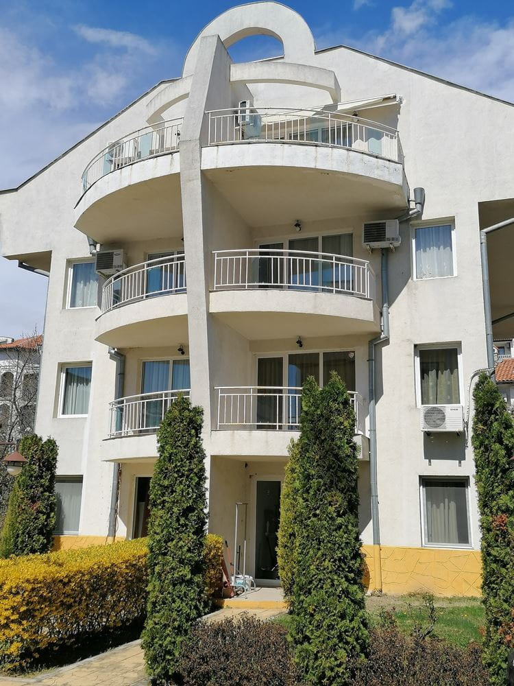 1 (1) 2-х комнатный апартамент в Святом Власе, Villa South комплекс с бассейном